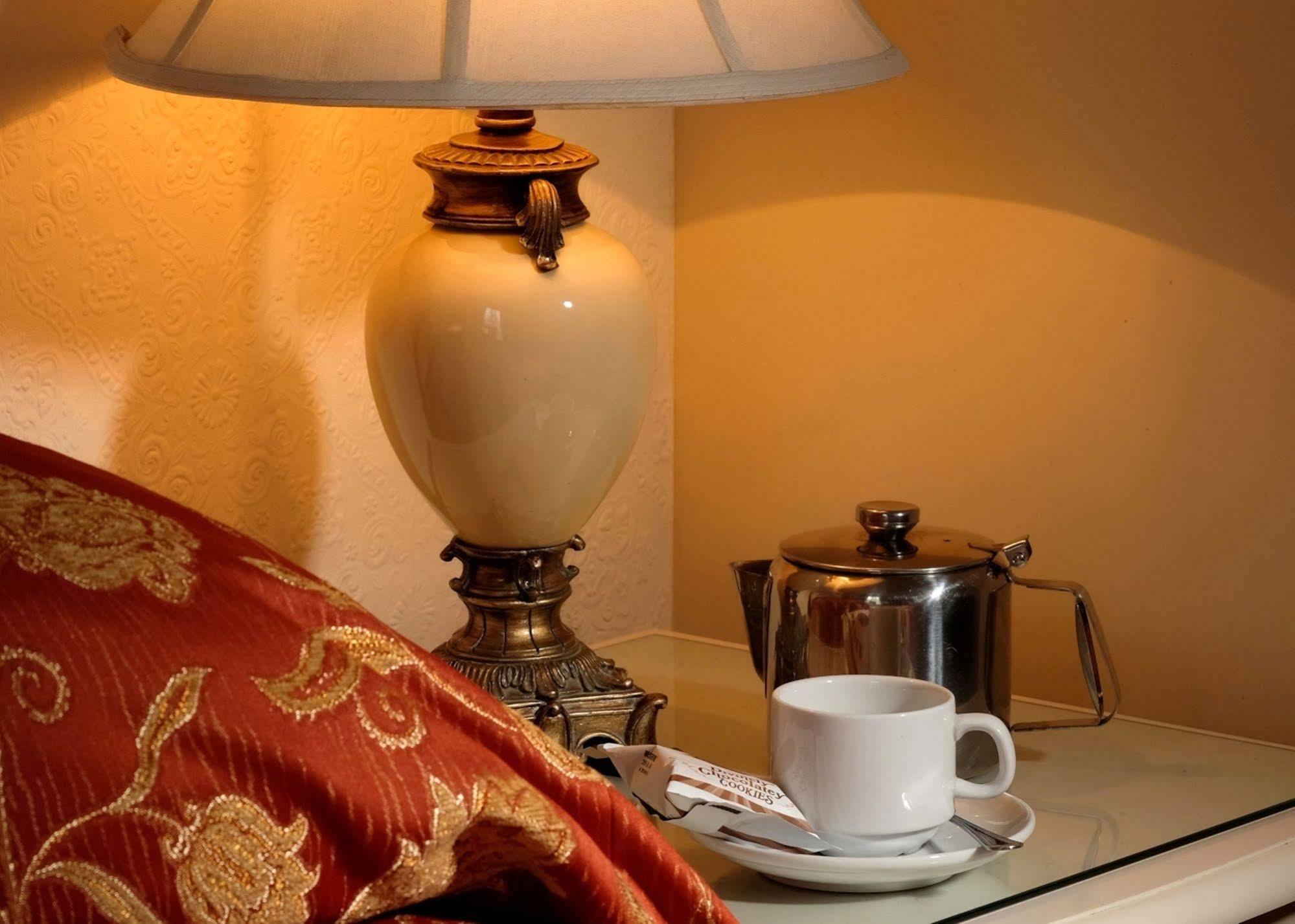 Gaskell Arms Hotel Much Wenlock Ngoại thất bức ảnh